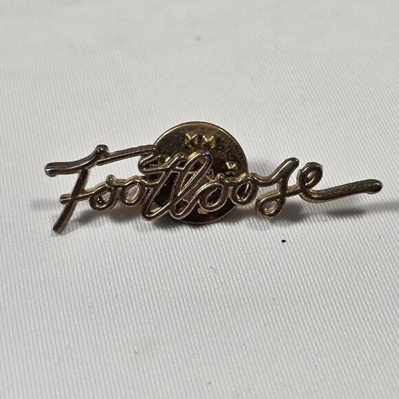 Jewelry - Vintage Footloose Gold Tone Rare Pin